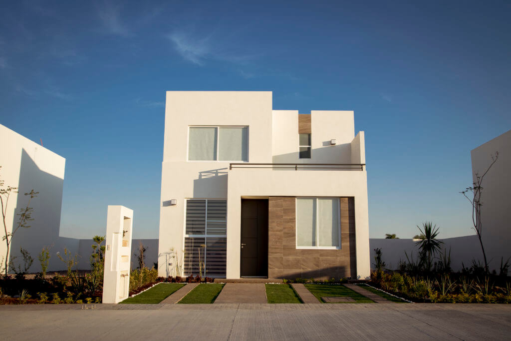 House with minimalist architecture - ASC